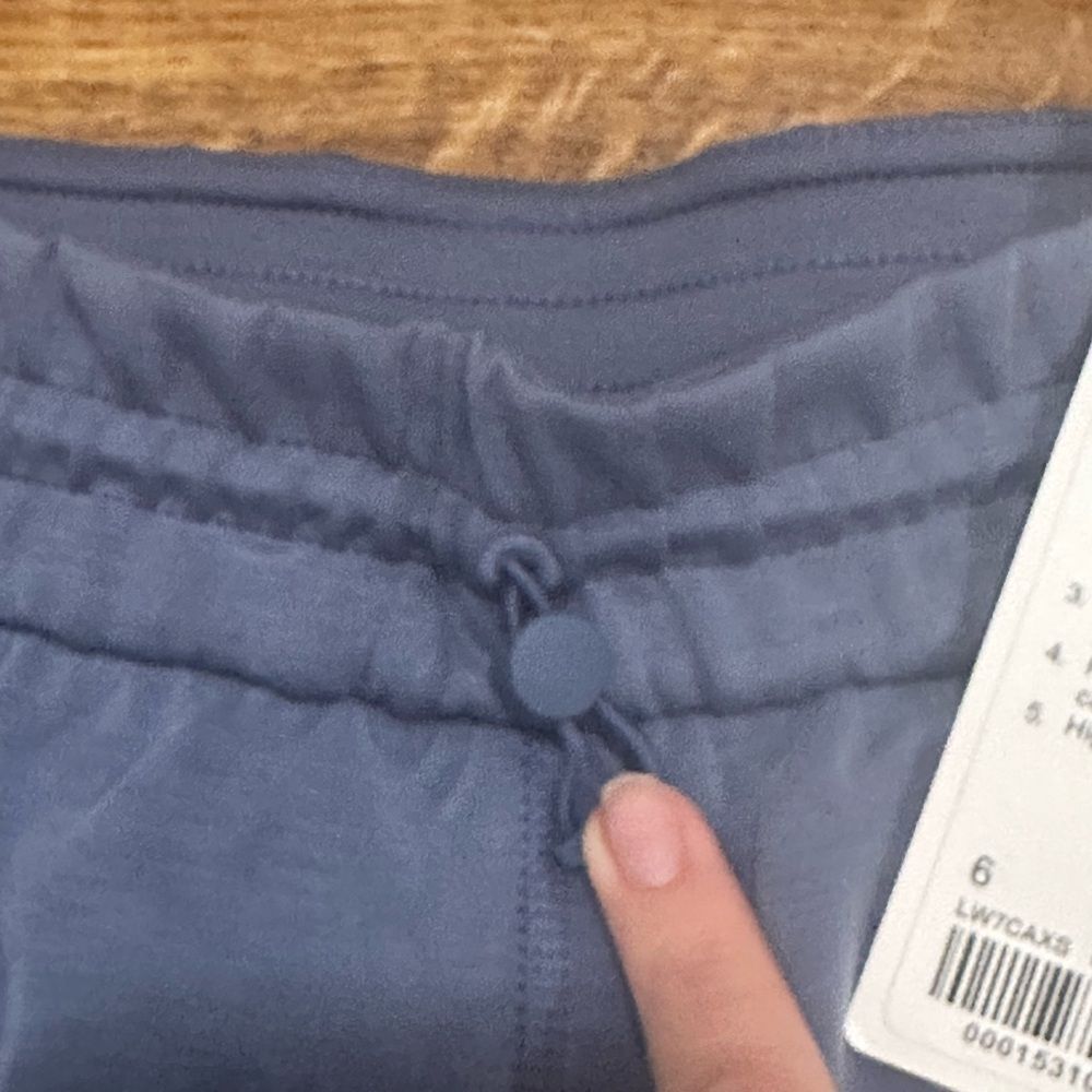 Lululemon Softstreme HR Shorts Oasis Blue 4inch Sz 6 NEW Cozy Athleisure Short - Picture 6 of 7